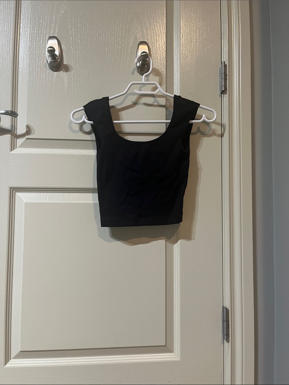 Classic Black Crop Tank Top - Women's